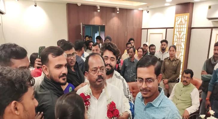 বনগাঁ পুরসভার চেয়ারম্যান হলেন দিলীপ মজুমদার