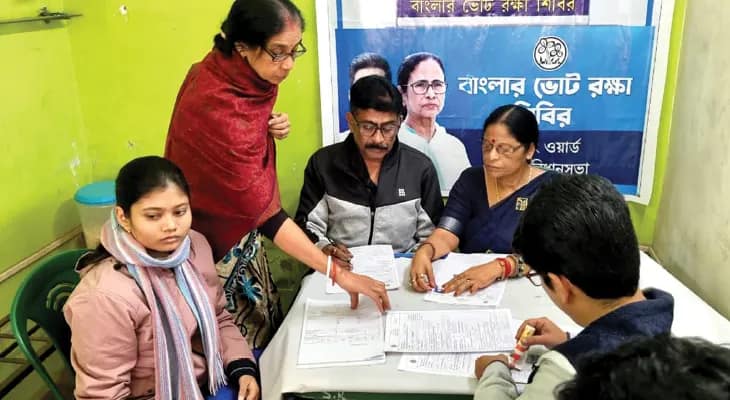 আঠারো উত্তীর্ণদের তালিকায়  নাম তোলাতে তৎপর তৃণমূল