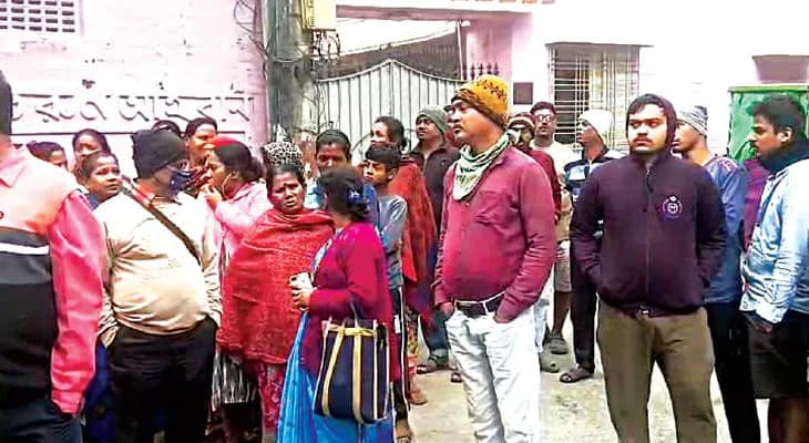 সালকিয়ার ফ্ল্যাট থেকে উদ্ধার মাঝবয়সির দেহ, খুনের অভিযোগে আটক দুই কিশোর