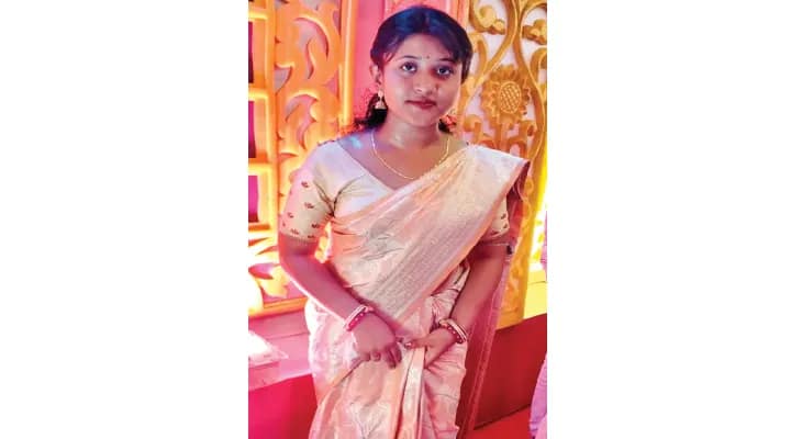 দু’বছর আগে বিয়ে, ময়নায় সেনাকর্মীর স্ত্রীর দেহ উদ্ধার, আটক শ্বশুর-শাশুড়ি
