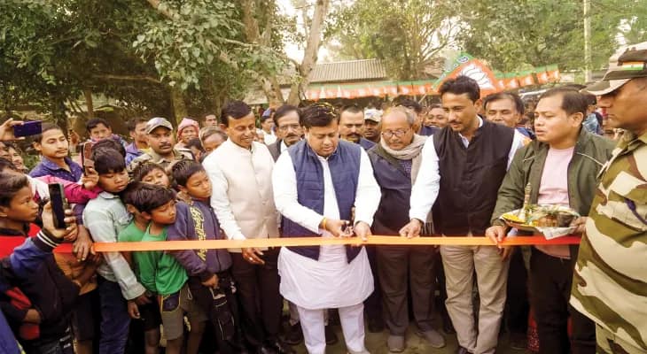 কুশমণ্ডির সীমান্তবর্তী গ্রামে পাকা সেতু উদ্বোধন করলেন কেন্দ্রীয় মন্ত্রী সুকান্ত