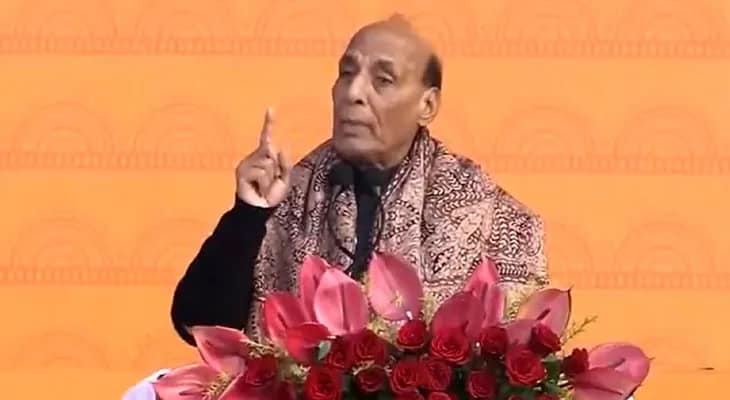 লখনউতে বক্তব্য রাখছেন প্রতিরক্ষামন্ত্রী রাজনাথ সিং