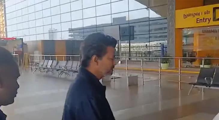 চেন্নাই থেকে মালয়েশিয়ার উদ্দেশে রওনা দিলেন অভিনেতা তথা টিভিকে প্রধান বিজয়