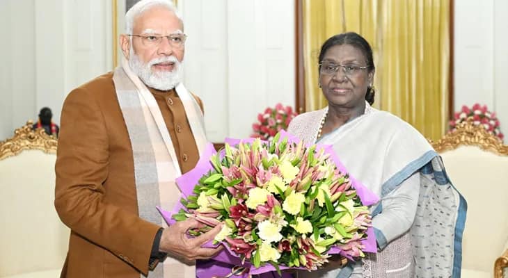 রাষ্ট্রপতি দ্রৌপদী মুর্মুর সঙ্গে সাক্ষাৎ করলেন প্রধানমন্ত্রী নরেন্দ্র মোদি