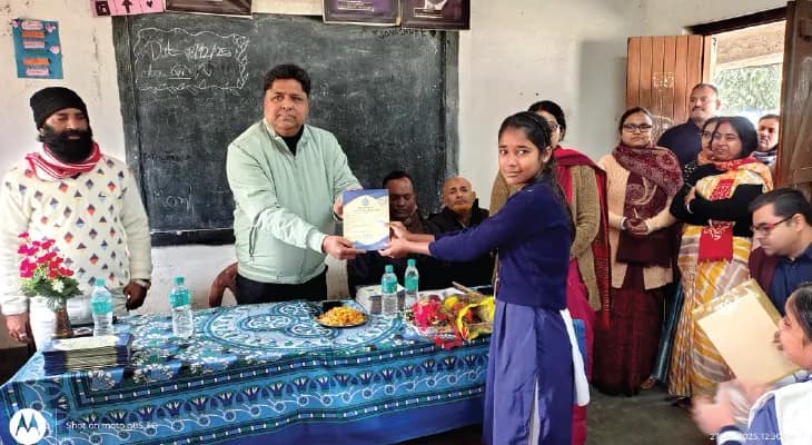 স্বাধীনতার পর মেয়েদের প্রথম মাধ্যমিক স্কুল পেল রতুয়া, খুশির হাওয়া এলাকায়