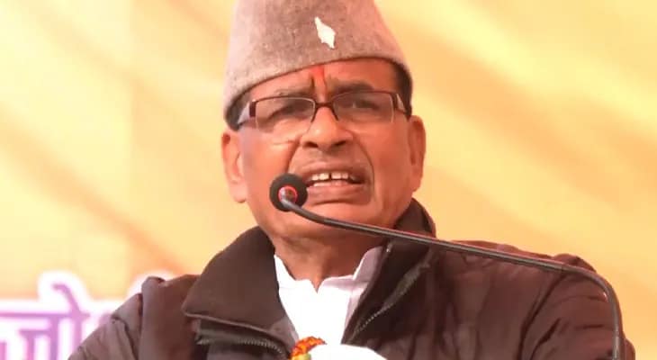 উত্তরাণ্ডের চামোলিতে বক্তব্য রাখছেন কেন্দ্রীয় মন্ত্রী শিবরাজ সিং চৌহান