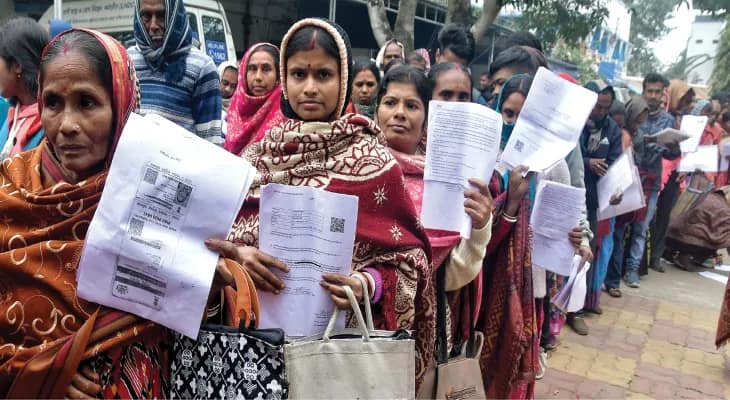 কাজের জন্য বাইরে থাকায় শুনানিতে অনুপস্থিত বহু, জেলায় নাম বাদের আশঙ্কা অনেকের