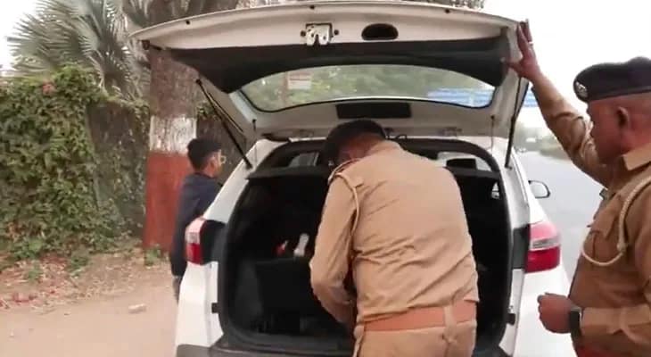 নিউ ইয়ারের আগে গুজরাতের গান্ধীনগরে কড়া নিরাপত্তা, চলছে নাকা চেকিং