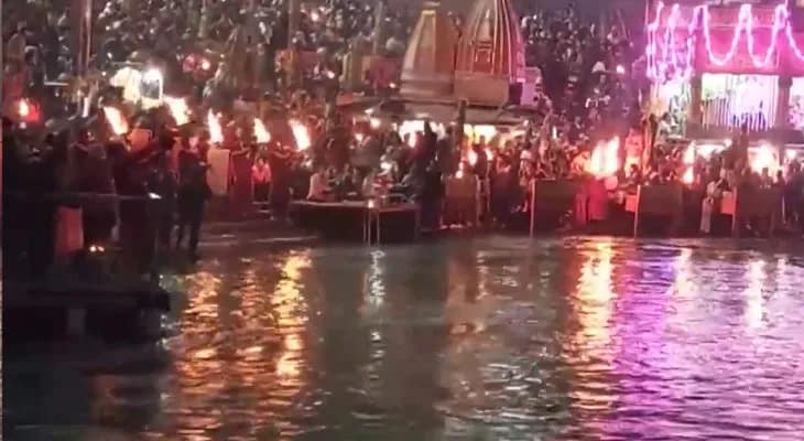 হরিদ্বারে শুরু গঙ্গা আরতি