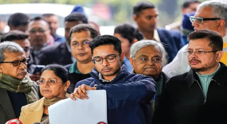ভোটার লিস্টে চুরি করেও বঙ্গে মোদি-শাহ জিততে পারবেন না, চ্যালেঞ্জ অভিষেকের, ‘আঙুল তুলবেন না’, কমিশনের সঙ্গে বৈঠকে জ্ঞানেশকে হুঁশিয়ারি