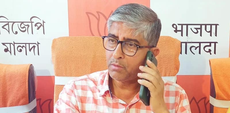 কোনো জায়গায় কোনো রকম বিজয় মিছিল বের করা যাবে না, দখল করা যাবে না বাজার, বাস, অটো স্ট্যান্ড, নির্দেশ দক্ষিণ মালদহ জেলার সভাপতি অজয় গঙ্গোপাধ্যায়ের