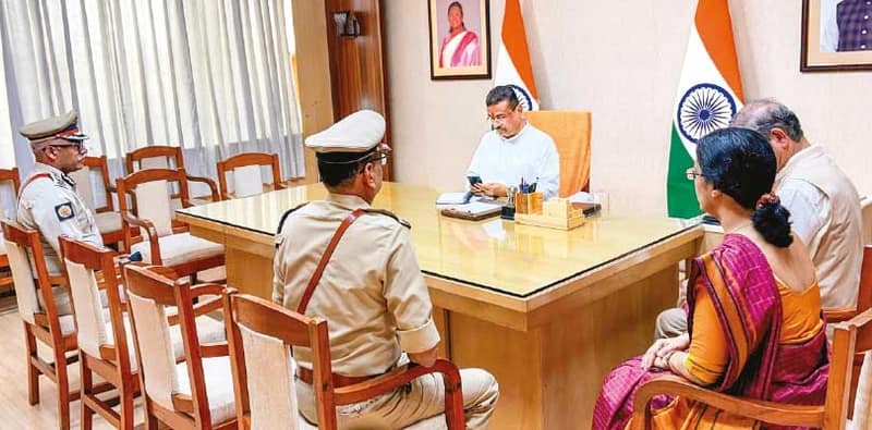 সময় দিতে হবে আমাদের মুখ্যমন্ত্রীকে