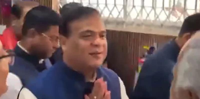 কামাখ্যা মন্দিরে এসে পৌঁছলেন অসমের মুখ্যমন্ত্রী হেমন্ত বিশ্ব শর্মা