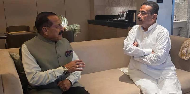 ভারত সরকারের বিজ্ঞান ও প্রযুক্তি মন্ত্রী জীতেন্দ্র সিং এর সঙ্গে আজ কলকাতায় বৈঠক সারলেন মুখ্যমন্ত্রী শুভেন্দু অধিকারী