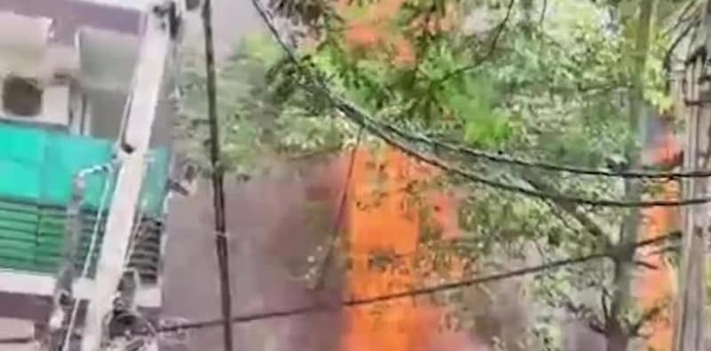 দিল্লির হোটেলে ভয়াবহ আগুন, মৃত অন্তত ২১