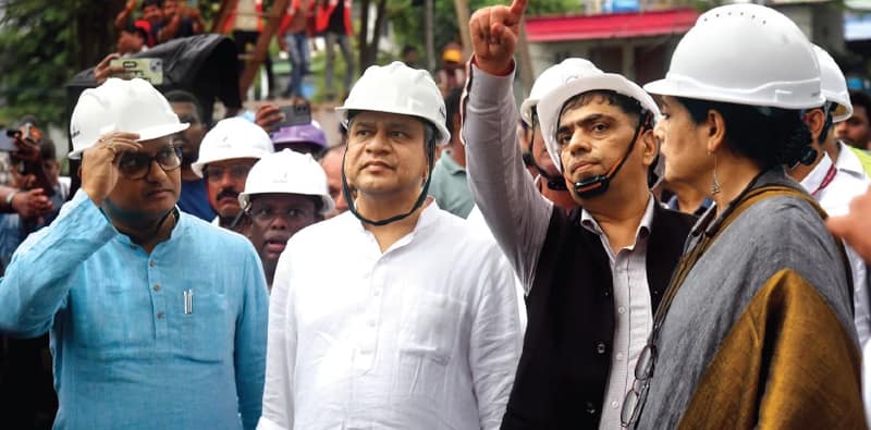 উন্নয়ন বিরোধী তৃণমূলের জন্য ধাক্কা খেয়েছে বাংলার অগ্রগতি: রেলমন্ত্রী, দ্রুত জমি হস্তান্তরের লক্ষ্যে ‘ক্যালেন্ডার’ তৈরির নির্দেশ মুখ্যমন্ত্রীর