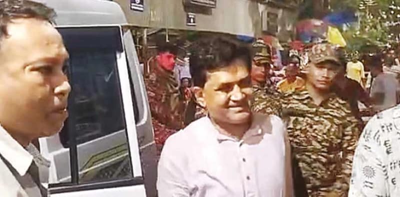 রাজ্য নেতাকে মারধরে অধরা অভিযুক্তরা, গেরুয়া শিবিরে অসন্তোষ বাড়ছে
