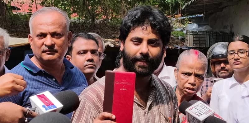 যাদবপুর উচ্ছেদ কাণ্ডের সময় আটক হওয়া সৃজন ভট্টাচার্যকে আদালতে পেশ করা হল
