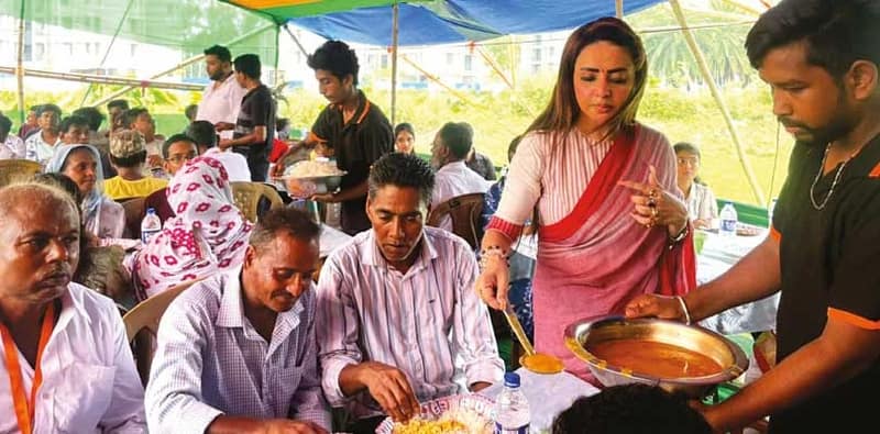 হিন্দু-মুসলমানকে ১ কুইন্টাল মাছ ভাজা খাওয়ালো বিজেপি