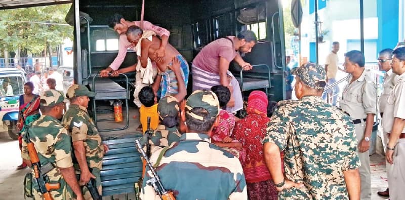 ‘মানবিক ভারত’, নো ম্যান’স ল্যান্ডে থাকা ১০ বাংলাদেশি হোল্ডিং সেন্টারে