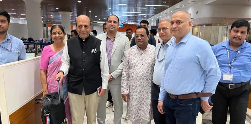 বাংলাদেশ পৌঁছলেন বাংলাদেশে নিযুক্ত ভারতীয় হাইকমিশনার দ্বীনেশ ত্রিবেদী