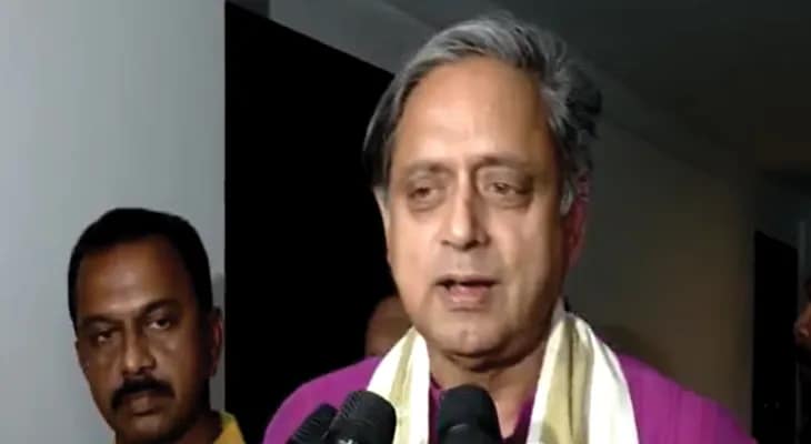 বাংলাদেশে সংখ্যালঘুদের ওপর হামলার দায় সেদেশের ক্রিকেটারের ওপর চাপিয়ে দেওয়া সঠিক নয়, কেকেআরে মুস্তাফিজুর রহমানকে নেওয়া প্রসঙ্গে মন্তব্য শশী থারুরের