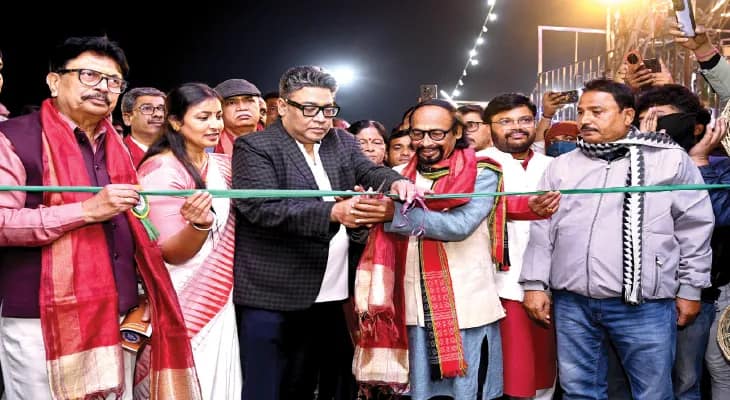 ১৫০ স্টল, চতুর্থ বড়জোড়া উৎসব ও বইমেলা শুরু হল