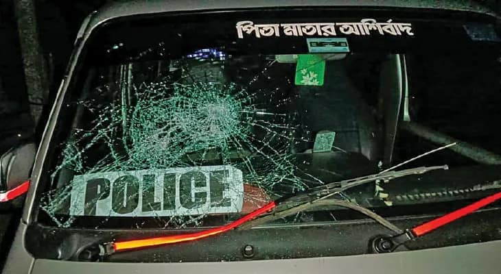শাহজাহান বাহিনীর হাতে আক্রান্ত পুলিশ, সন্দেশখালিতে অভিযানে বাধা, ভাঙচুর গাড়ি, গ্রেপ্তার ৯