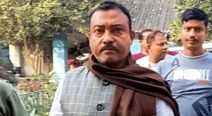 মতুয়া ঠাকুরবাড়িতে গোঁসাই নিগ্রহে  গ্রেপ্তার কেন্দ্রীয় রাষ্ট্রমন্ত্রীর ছায়াসঙ্গী