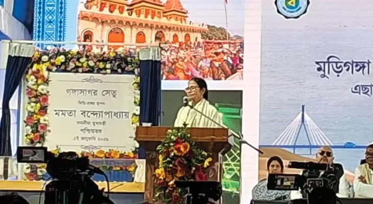 বাংলায় কোনও ডিটেনশন ক্যাম্প হবে না, গঙ্গাসাগরের মঞ্চ থেকে ফের ঘোষণা মুখ্যমন্ত্রীর