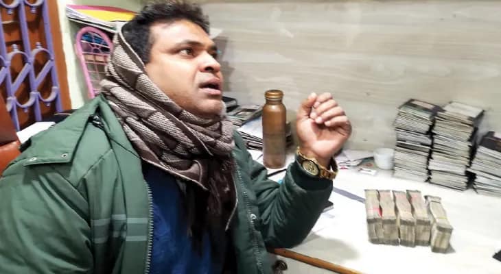 বিদেশে কাজ দেওয়ার নামে অবৈধ কারবার পাসপোর্ট আটকে রেখে প্রতারণা