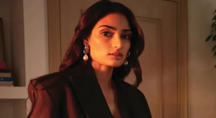 আথিয়ার সই জাল