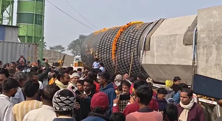 আগামী ১৭ জানুয়ারি বিহারে মোতিহারিতে প্রতিষ্ঠা করা হবে বিশ্বের বৃহত্তম শিবলিঙ্গ