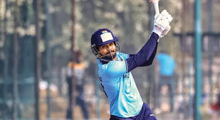 বিজয় হাজারে ট্রফিতে ব্যর্থ শুভমান গিল ও সূর্যকুমার, শ্রেয়স আয়ারের ঝোড়ো ৮২