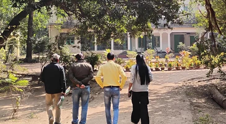 অমর্ত্য সেনের শান্তিনিকেতনের বাড়িতে এসআইআর নোটিশ দিতে হাজির কমিশনের প্রতিনিধিরা
