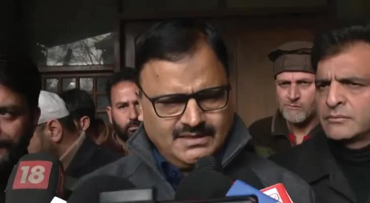 ধর্ম বা আঞ্চলিকতার নামে গুরুত্বপূর্ণ শিক্ষা প্রতিষ্ঠানগুলিকে টার্গেট করছে মোদি সরকার: জম্মু-কাশ্মীরের মন্ত্রী জাভেদ আহমেদ রানা