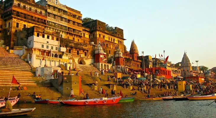 মোদির বারাণসীতে বাদ প্রায় ৬ লক্ষ ভোটার