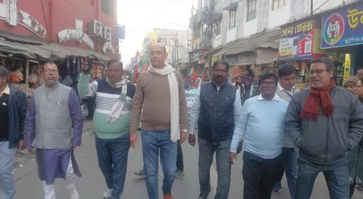 উলুবেড়িয়ায় তৃণমূলের প্রতিবাদ মিছিল, রয়েছেন মন্ত্রী পুলক রায়