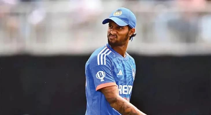 বিশ্বকাপের প্রথম দু’টি ম্যাচে অনিশ্চিত তিলক, অস্ত্রোপচার বাঁ হাতি ব্যাটারের