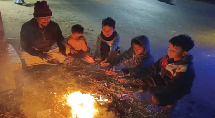 উত্তুরে হাওয়ার দাপটে শহরে ফের নামল পারদ, কনকনে ঠান্ডায় কাঁপছে গোটা রাজ্য