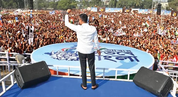 এসআইআরে মানুষকে সাহায্য করা ‘রুখতে’ই ইডির হানা আইপ্যাকে, তাহেরপুরে অভিযোগ অভিষেকের
