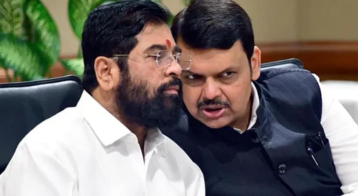 ভুয়ো মামলায় ফাঁসানোর চেষ্টা হয়েছিল ফড়নবিশ ও সিন্ধেকে!