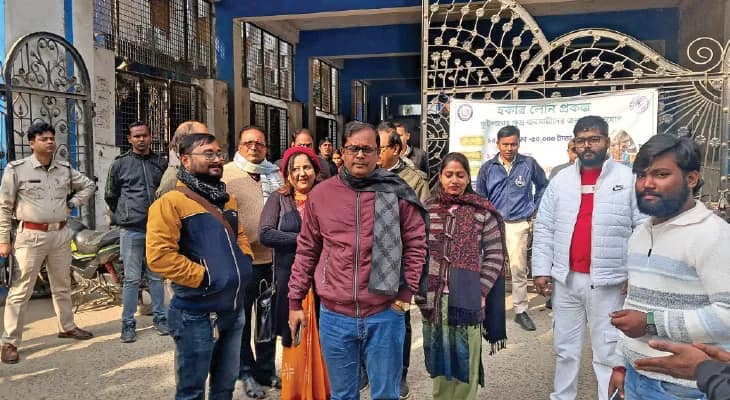 বালুরঘাট পুরসভায় কাউন্সিলারদের উপস্থিতিতে অশোকের ইস্তফা গৃহীত