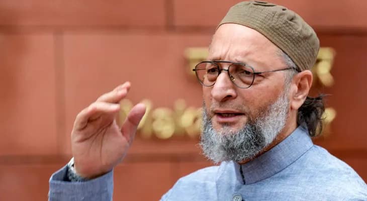 হিজাব পরা প্রধানমন্ত্রী দেখার আশায় ওয়েইসি, ইসলামাবাদ যাওয়ার নিদান বিজেপির