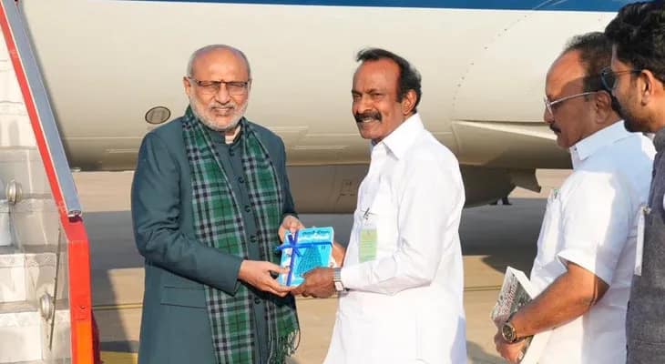 তামিলনাড়ু পৌঁছলেন উপ-রাষ্ট্রপতি সিপি রাধাকৃষ্ণন