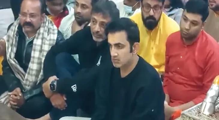 মধ্যপ্রদেশের উজ্জয়িনীতে মহাকালেশ্বর মন্দিরে ভস্ম আরতি দর্শনে হাজির ভারতীয় ক্রিকেট(পুরুষ) দলের কোচ গৌতম গম্ভীর