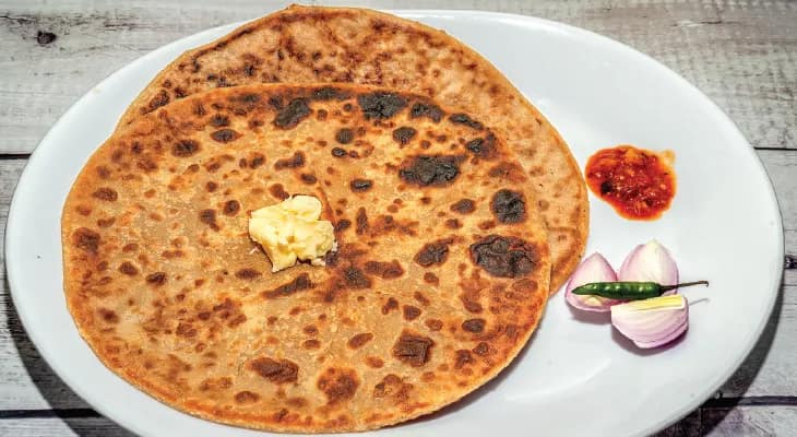 নিরামিষ পুর ভরা পরোটা