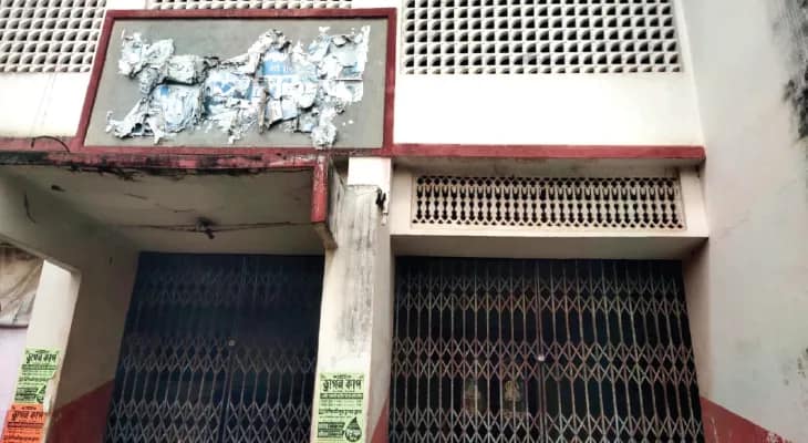 উপযুক্ত জমি পেলে ঘাটালে হবে অত্যাধুনিক মাল্টিপ্লেক্স, আশ্বাস দেবের