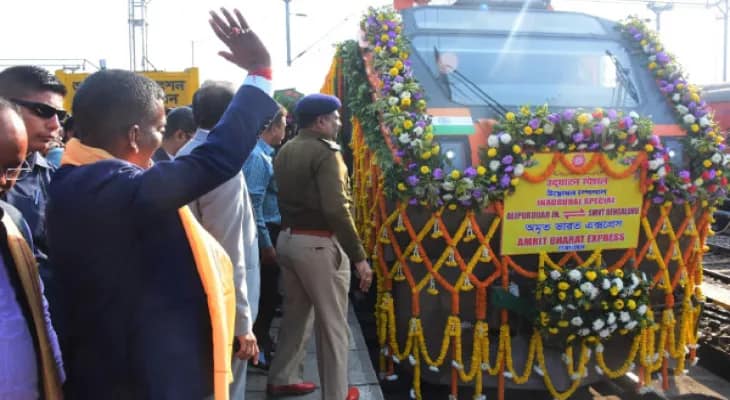 মুম্বই, বেঙ্গালুরু ও দক্ষিণ ভারতের ৪টি অমৃত ভারত এক্সপ্রেস পেল উত্তরবঙ্গ, ভার্চুয়ালি উদ্বোধন করলেন প্রধানমন্ত্রী