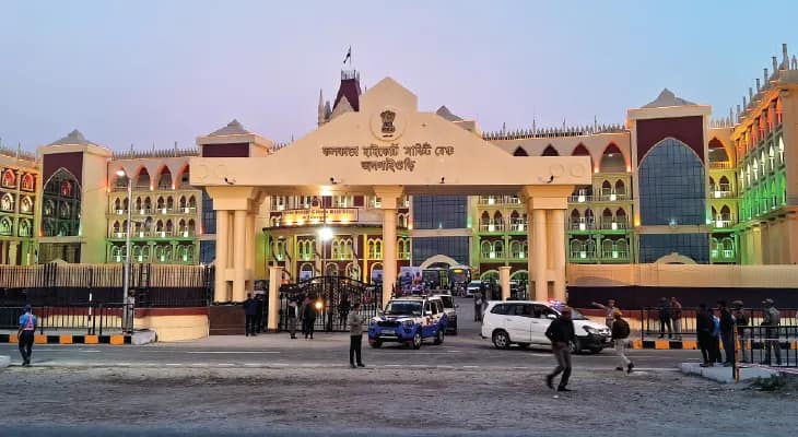কলকাতা হাইকোর্টের সার্কিট বেঞ্চের স্থায়ী ভবন উদ্বোধন, ৬২ বছরের প্রত্যাশা পূরণ, উচ্ছ্বাসে মাতল জলপাইগুড়ি
